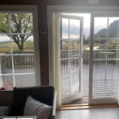 Lofoten's Panoramic Views Hébergement de vacances